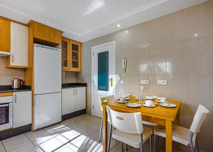 Terrazas Del Duque 3a001 דירה