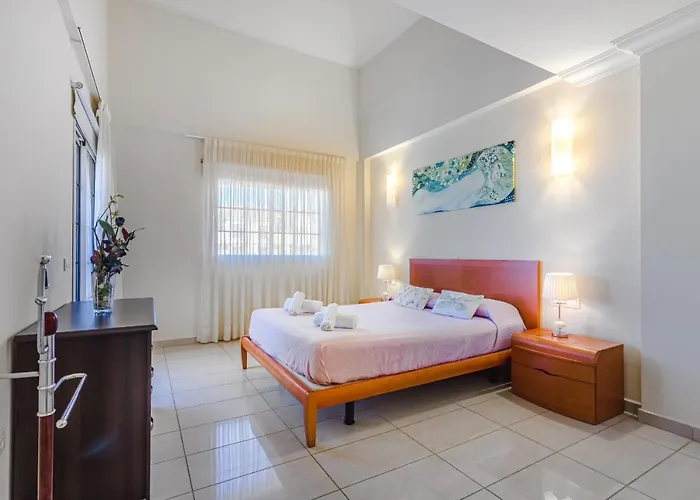 דירה Terrazas Del Duque 3a001 *