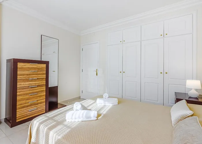 Terrazas Del Duque 3a001 אדחה